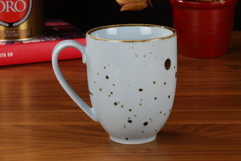 Kubek Cottage Sky Porcelana Bogucice o pojemności 400 ml - obrazek 3