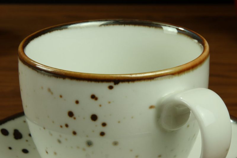 Filiżanka Cottage Cream Porcelana Bogucice ze spodkiem - obrazek 2