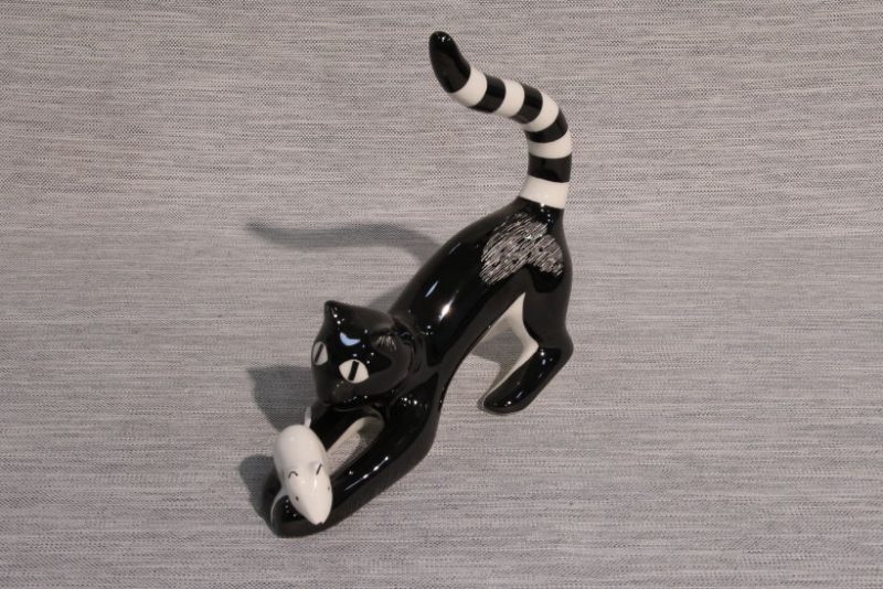 Figurka porcelanowa Kot z myszką AS Ćmielów