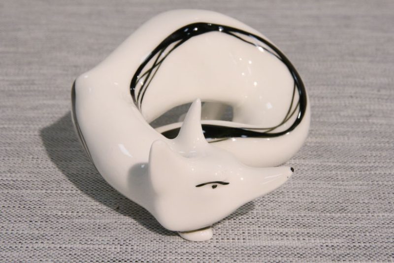 Figurka porcelanowa Lis skradający się mały AS Ćmielów
