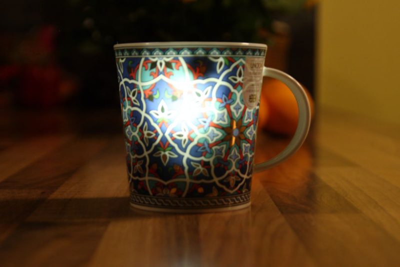 Kubek Lomond - niezwykła prześwitywalność porcelany Dunoon