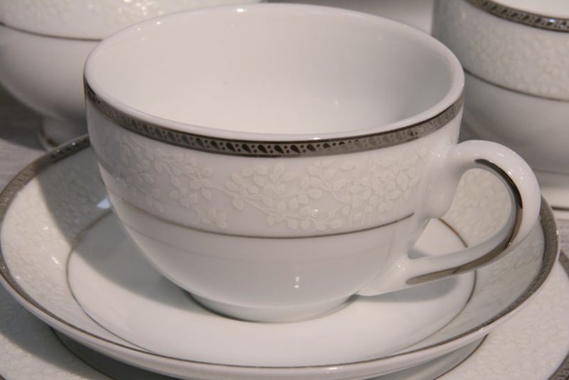 New Hollis Platin Serwis do herbaty na 12 osób