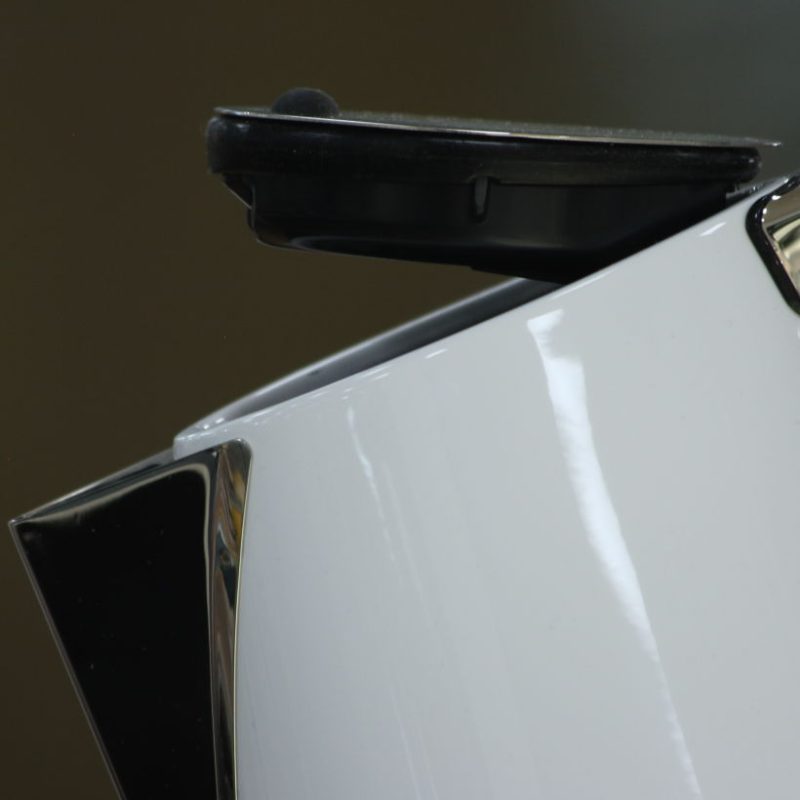 Bugatti Vera czajnik elektryczny biały szczegół