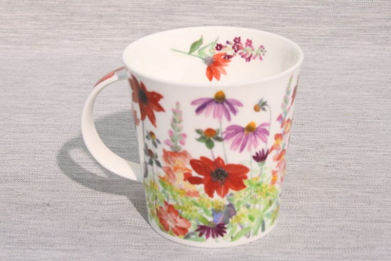 Kubek Dunoon Cairngorm COTTAGE BORDER RED
