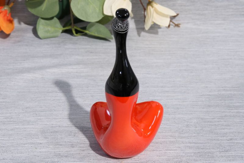 Figurka porcelanowa Sudanka AS Ćmielów – czerwona